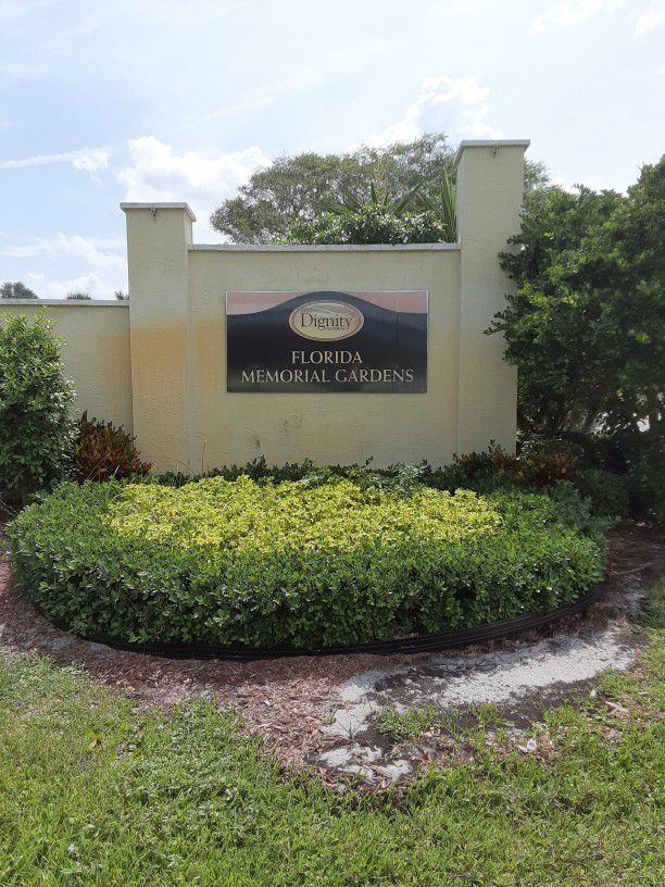 Cremation Niche at Florida Memorial Gardens