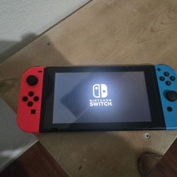 Nintendo Switch 