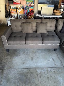 Small sectional couch like new