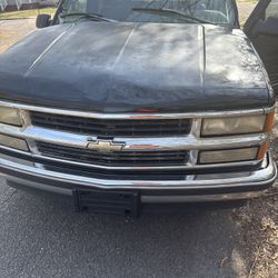 1996 Chevy Tahoe with title in hand,Run very great…Please Dont waste My time seriously inquiries Only
