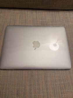 MacBook Air 13" 2015 - 128GB SSD - Replacement Charger + Sparkle Case - Works Great