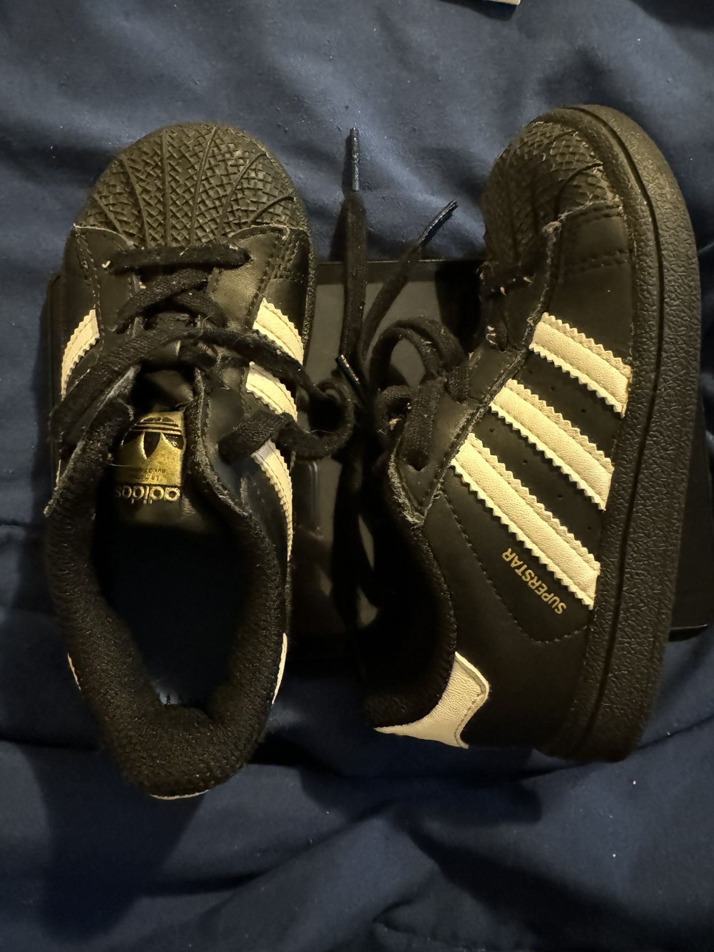 Adidas Superstar Tennis Shoes Small Kids Athletic shoes & Sneakers
