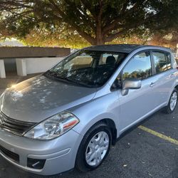 2010 Nissan Versa Automatic