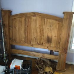 QUEEN HEAD BOARD AND FRAME 