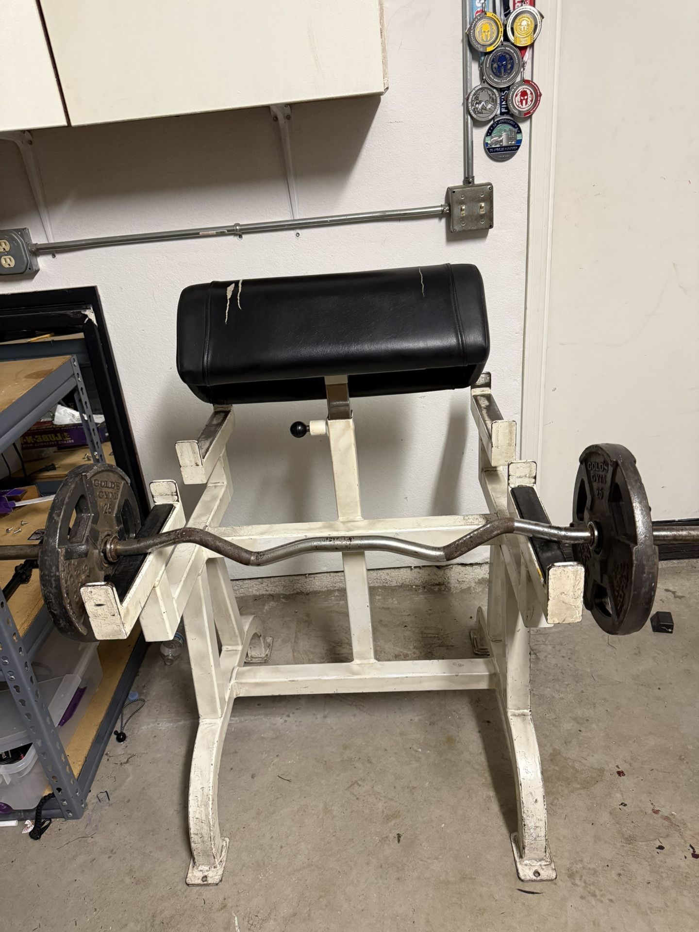 Adjustable preacher curl bench – commercial grade