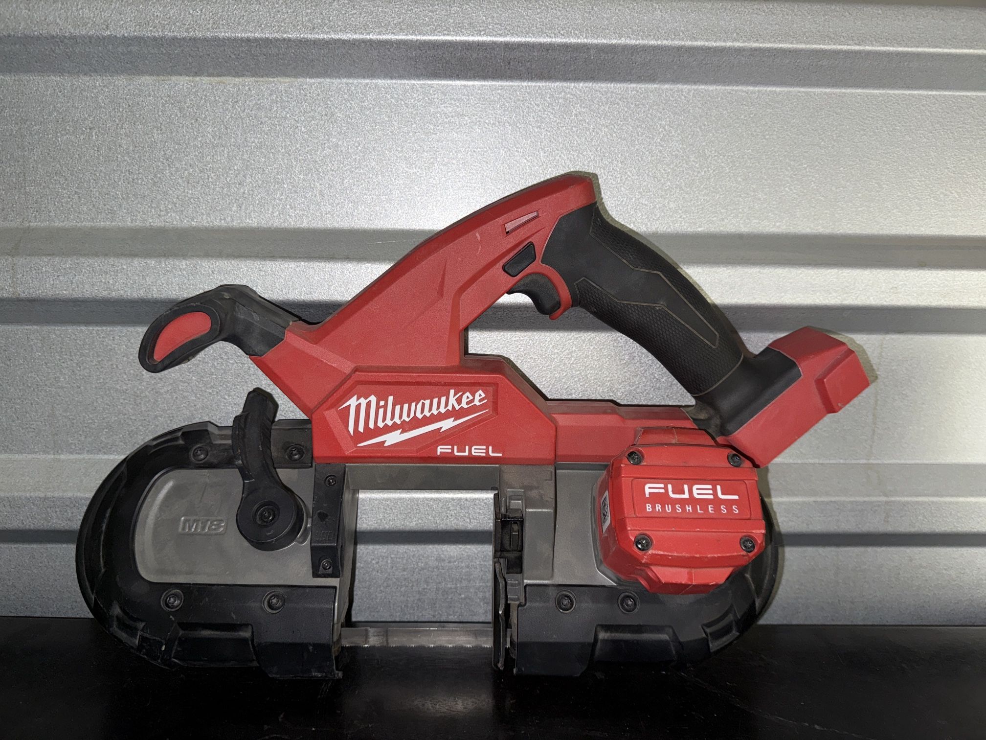 Milwaukee Fuel Band Saw