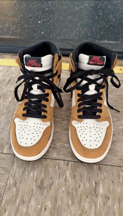 Jordan 1s rookie of the Year size 8.5