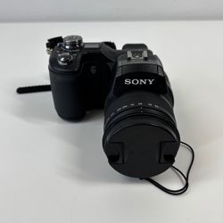 Sony Cybershot DSC-F828 8.0 MP Digital Bridge Camera