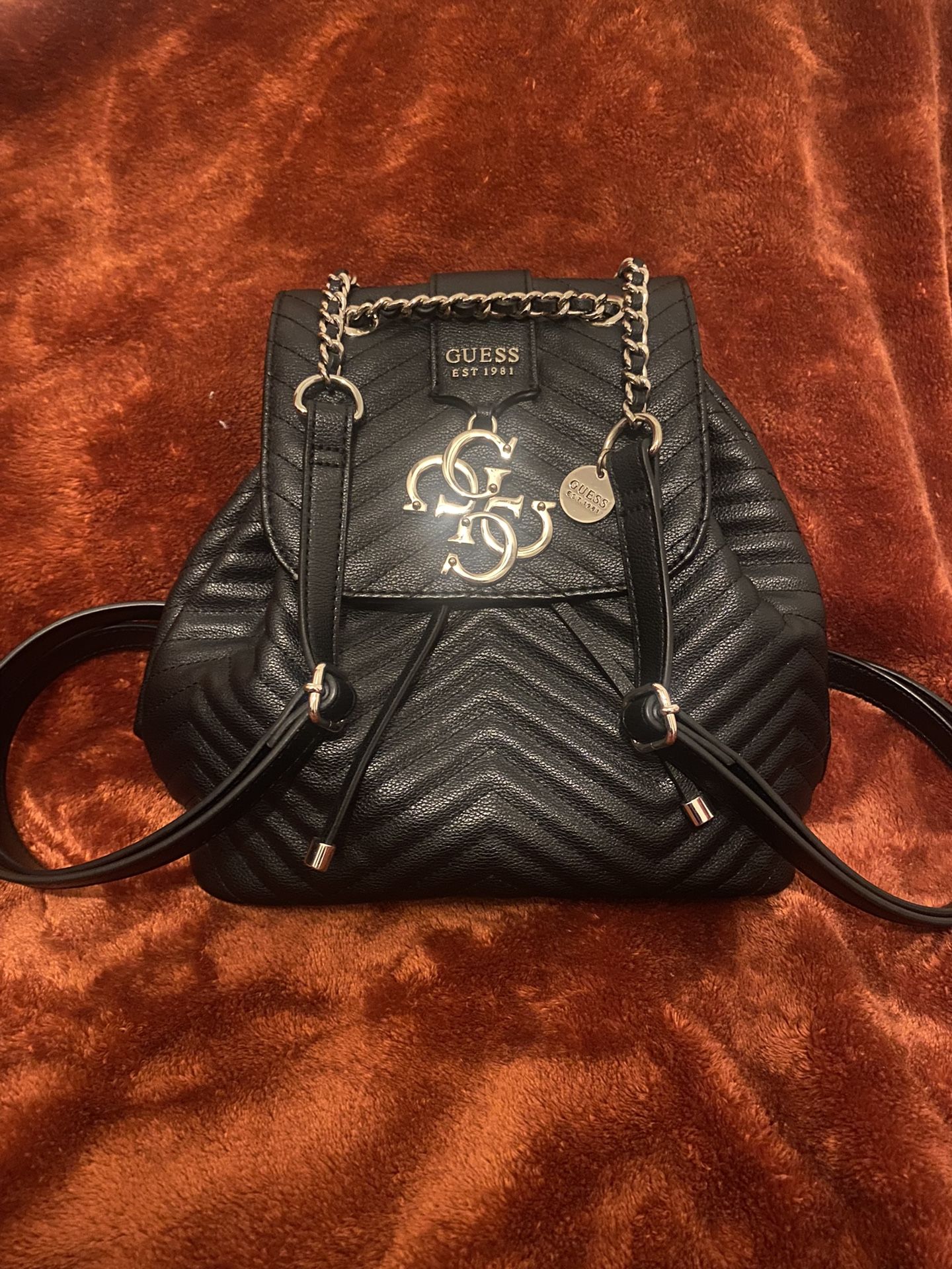 Guess red quilted logo MINI backpack purse for Sale in Nutley, NJ - OfferUp