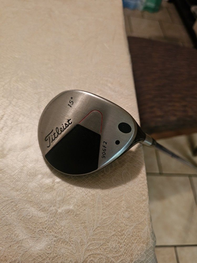 EXCELLENT CONDITION! TITLEIST GOLF CLUB 3 WOOD WITH TOUR AD SHAFT