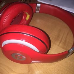 Beats studio 2