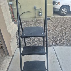 Step Ladder