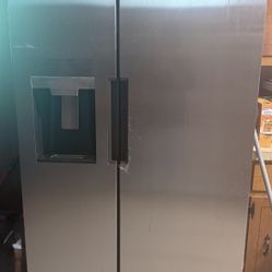 Moving Sale – Fridge, Washer/Dryer, Couch, Recliner, Table, Lawnmower – $1200 OBO