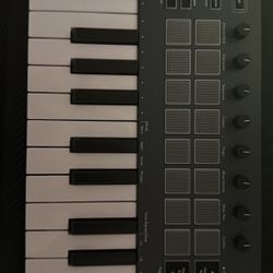 Novation FLkey Mini - Portable 25-Key, USB, MIDI Keyboard Controller with FL Studio Integration for Music Production