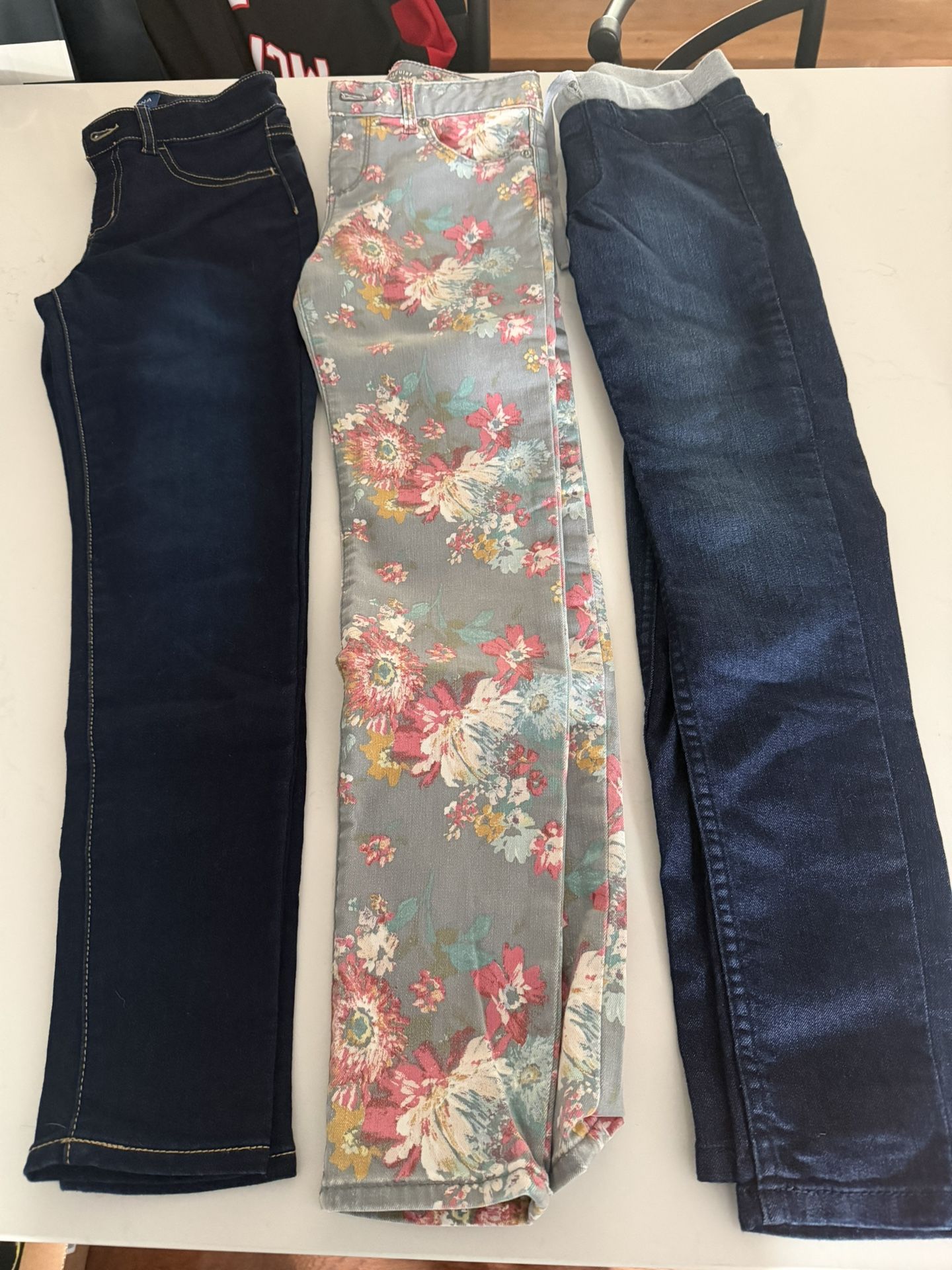 3 Pair Of girls Jeans For $15