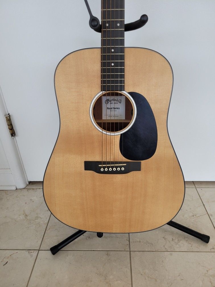 Martin Road Series Acoustic Guitar β Made in Mexico
