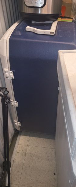 Large Ice Chest