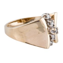 14k Yellow Gold Diamond Accent Ring