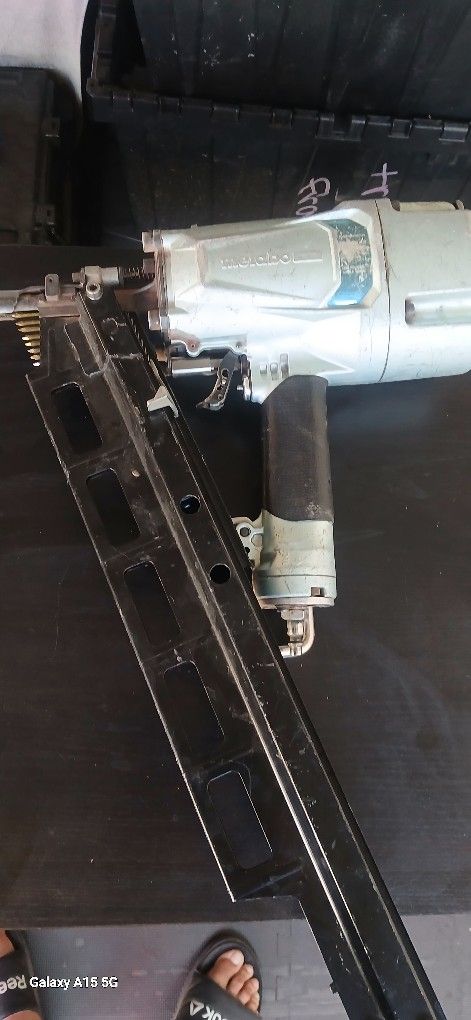 Metabo Model # NR83A5 Fraiming Nail Gun