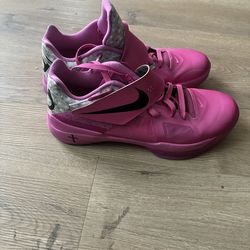 Nike KD 4 “Aunt Pearl”