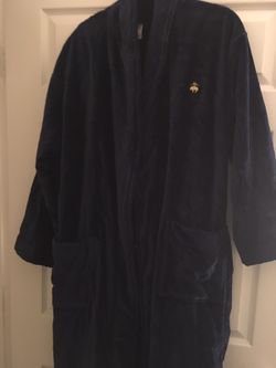 BRAND NEW BROOKS BROTHERS ROBE