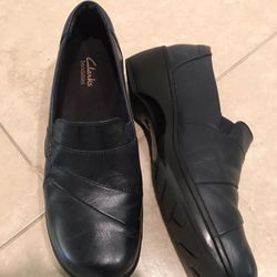 ♦️CLARKS, Navy Blue, Sz 8.5, Excellent Condition ♦️