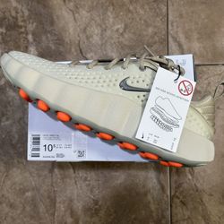 Nike Mind 002  Light Khaki 10.5