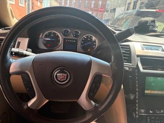 2011 Cadillac Escalade