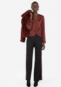 NWT Express Satin Knot Top, in wine, Size Small
