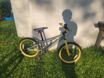 Boys 20 Inch Bmx Bike