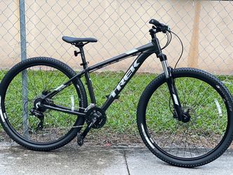Trek Marlin 6 MTB , wheels 29”-Frame M