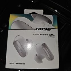 Bose Quietcomfort Ultra Sealed. 