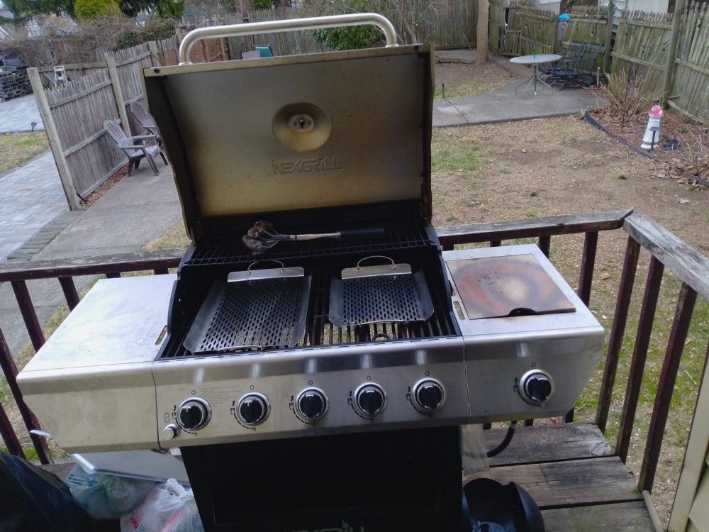 Nex Grill