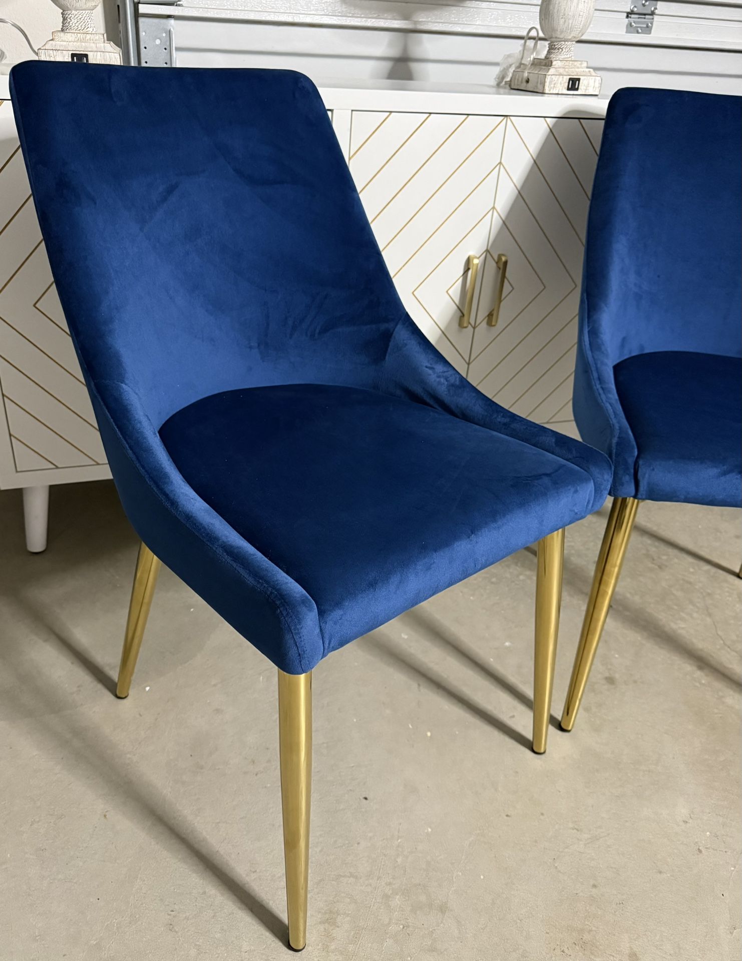 New MERAKII Upholstered Dining Chairs (Set of 2) Karina Navy Velvet Dining Chair