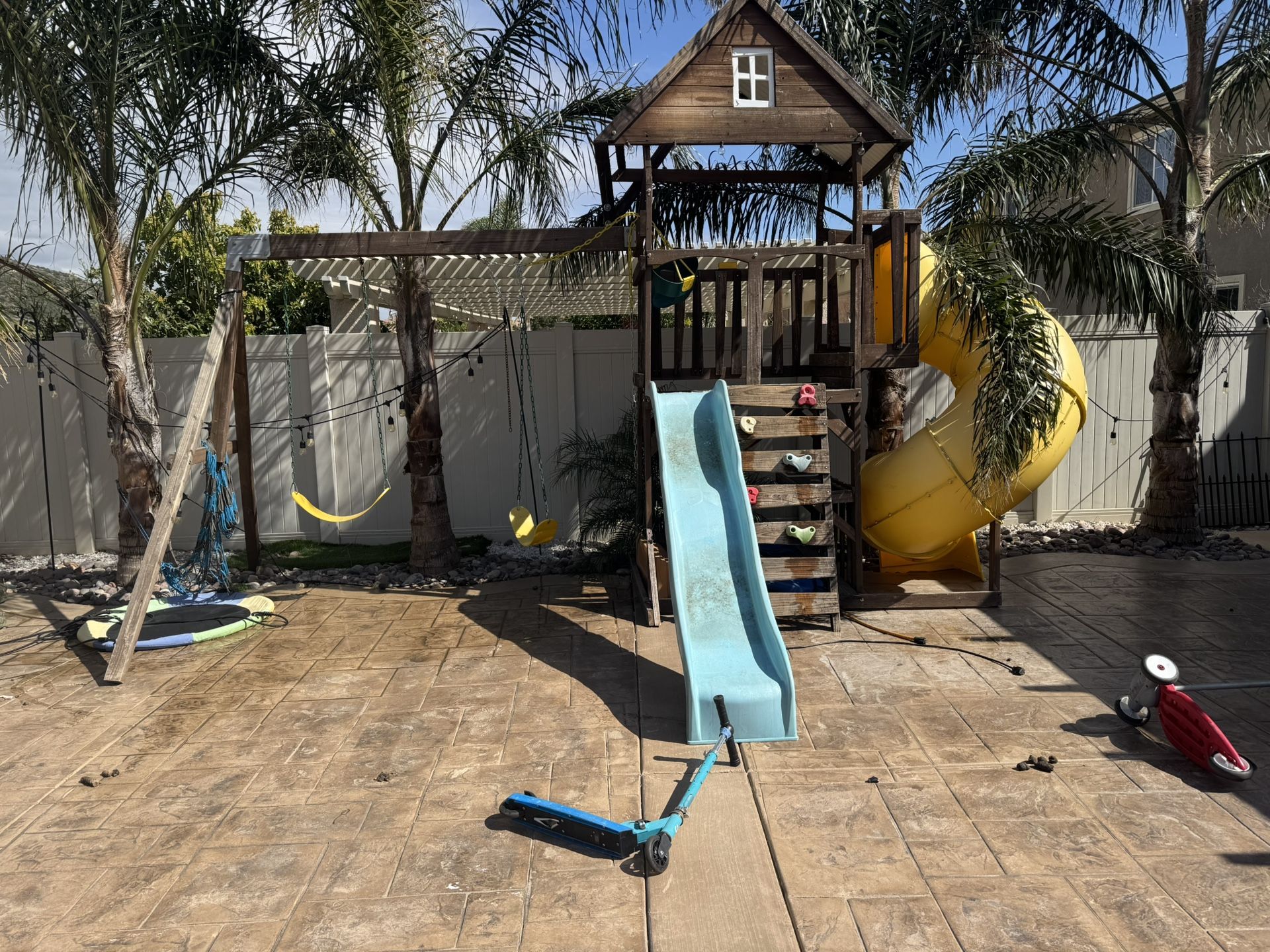 Free Play Ground