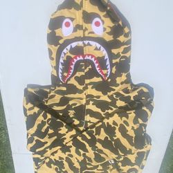 Yellow Camo Shark