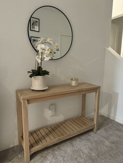 Entry Way Table