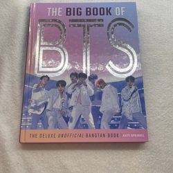 THE BIG BOOK OF BTS DELUXE