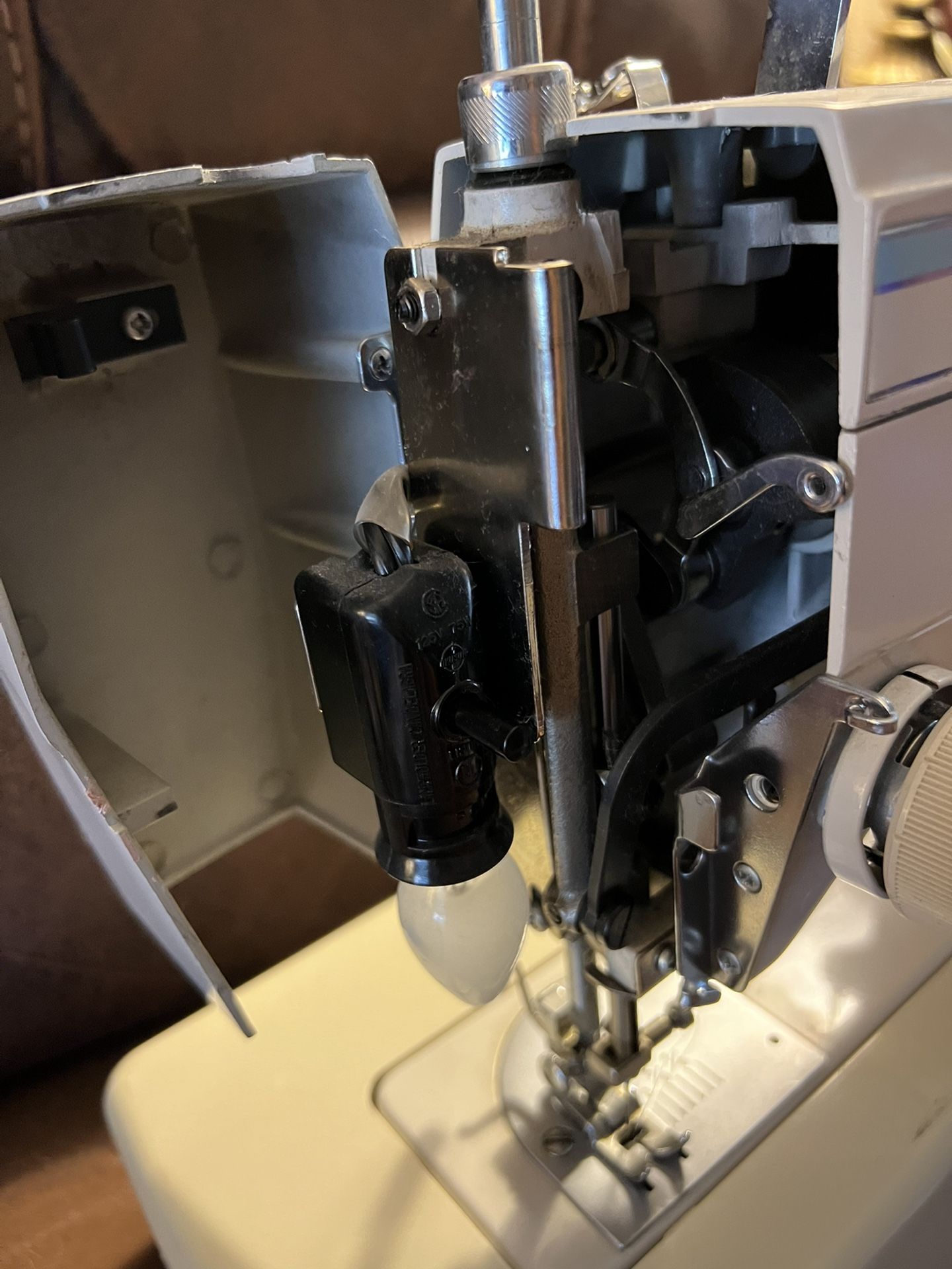 Vintage Necchi 537fa Sewing Machine w/foot Pedal for Sale in Grand Prairie, TX OfferUp