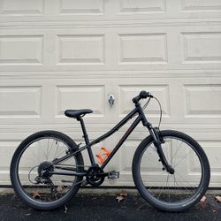 Specialized Hotrock 24 – Kids’ / Youth Mountain Bike Young bicycle