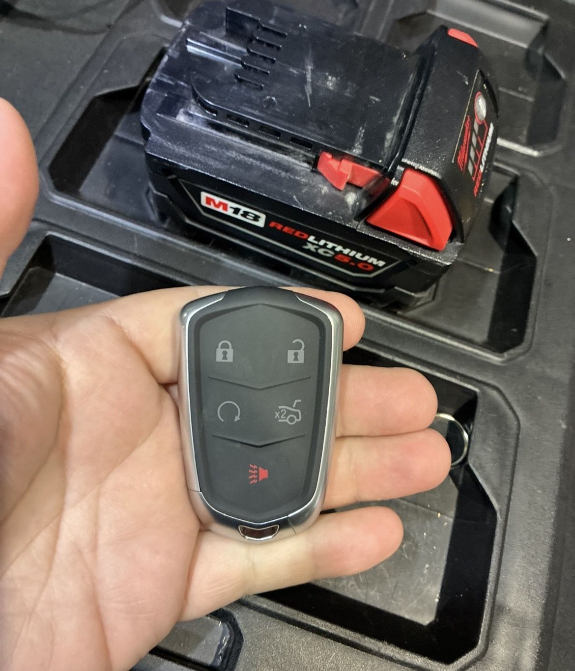 Car Keys/ Llaves Para Carro