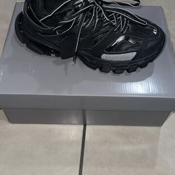 Balenciaga Tracks 