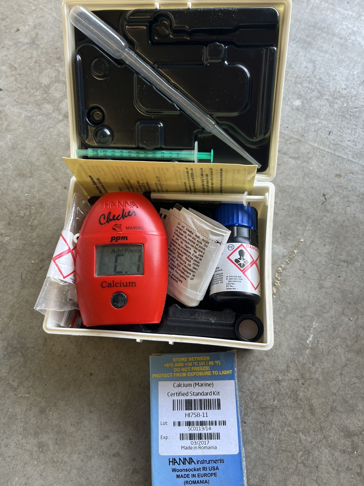 Hanna Calcium, Phosphate, Alkalinity Testers, With Calibration Vials