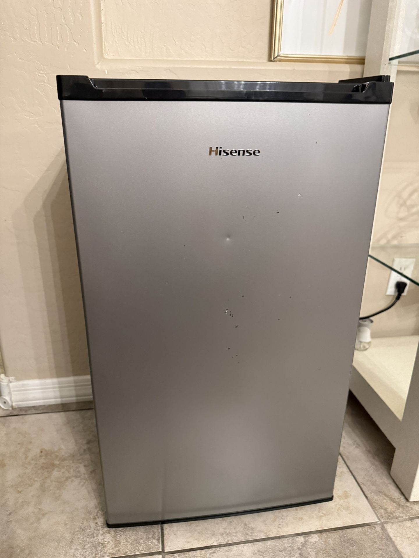 Hisense Mini Fridge 