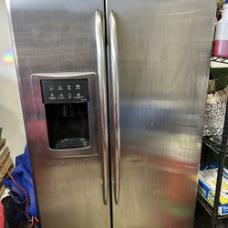 Side By Side Refrigerator 