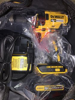 Dewalt brushless drill with battery and charger