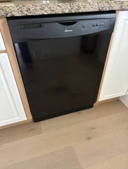 Amana Dishwasher ADB1400PYB1 – Good Condition, Black, 12 Place Settings - Boca Raton, FL
