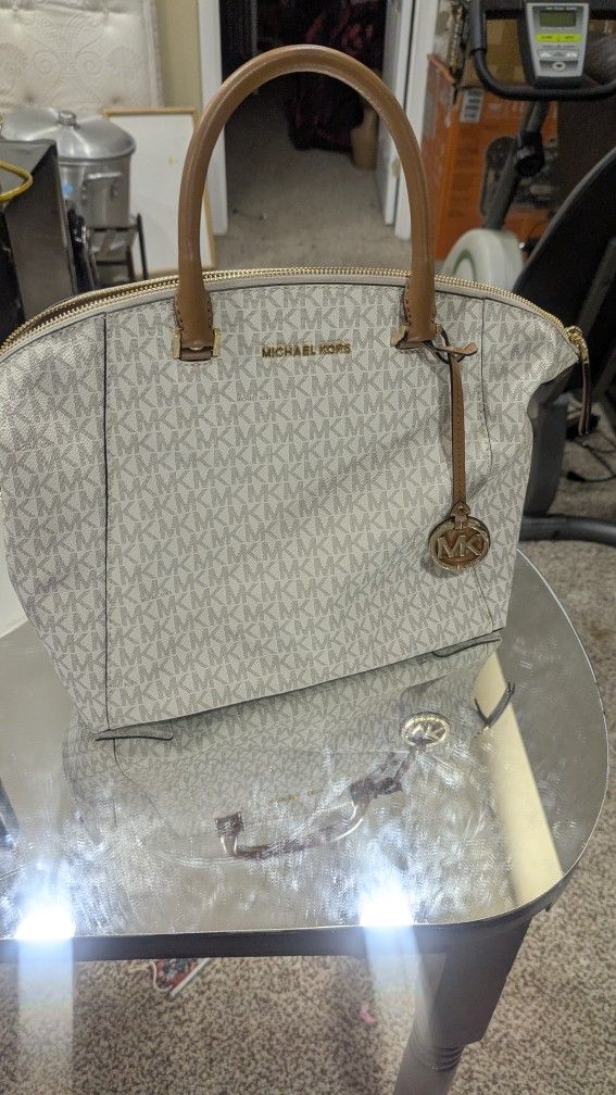 Brand-new Michael Kors Handbag