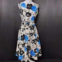 Women's Vintage Floral Patterned A Line Dress By ACEVOG (Size Small)