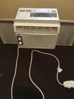 A/C unit GE blows very cold air